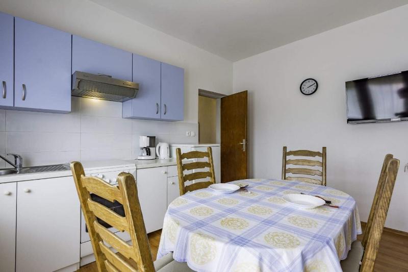 Two-Bedroom Apartment with Balcony image 4