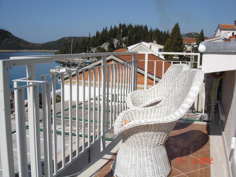 Three-Bedroom Holiday Home  image 4