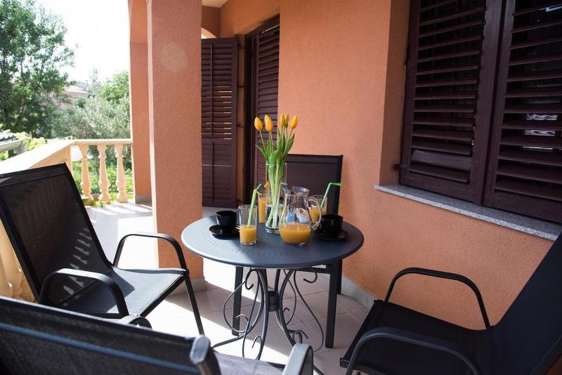 Two-Bedroom Apartment with Terrace image 3