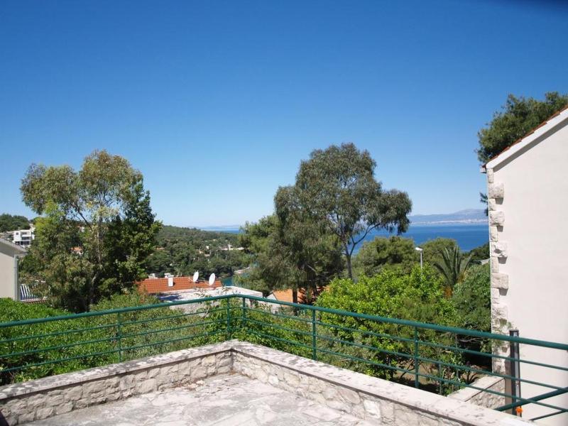 Holiday house with a parking space Splitska Brac - 16530 - image 10