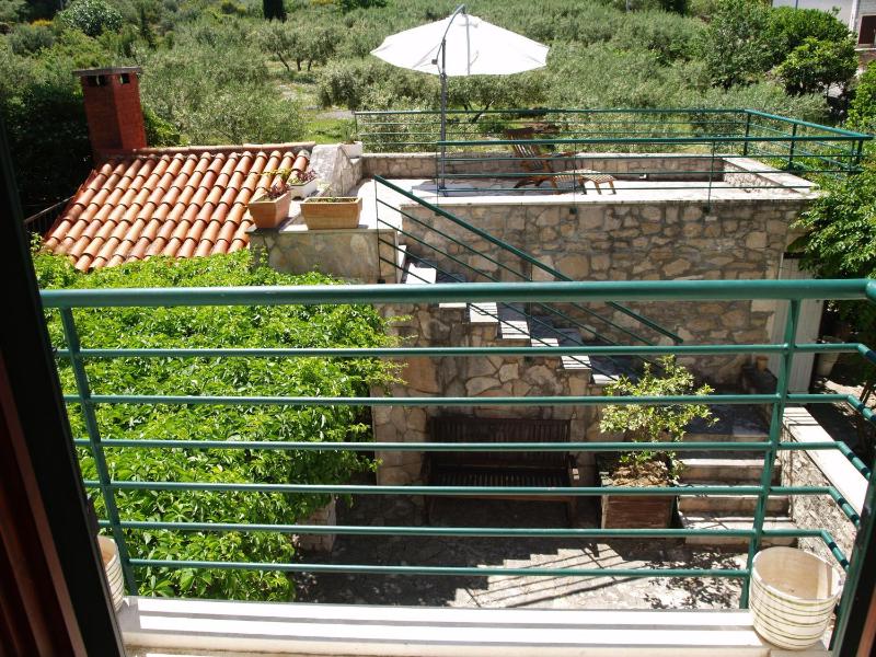 Holiday house with a parking space Splitska Brac - 16530 - image 12