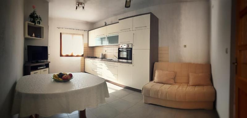 Two-Bedroom Apartment with Terrace and Sea View image 4