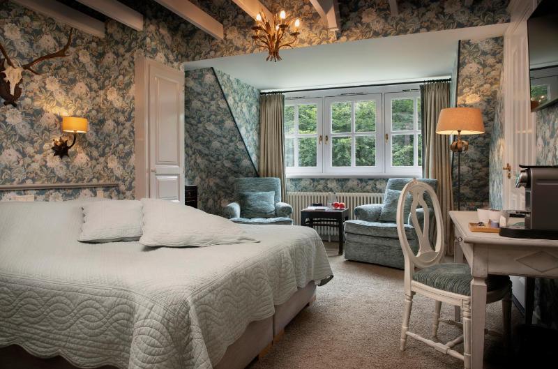 Comfort Room image 1
