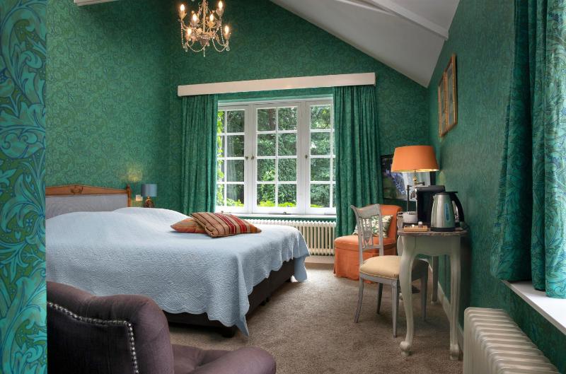 Comfort Room image 4