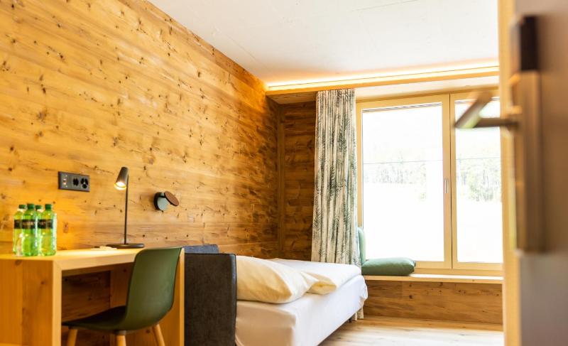 Superior Double Room North image 2