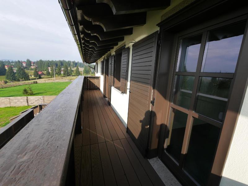 Double or Twin Room with Balcony image 3