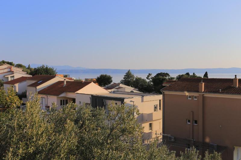 Two-Bedroom Apartment with Terrace and Sea View image 3