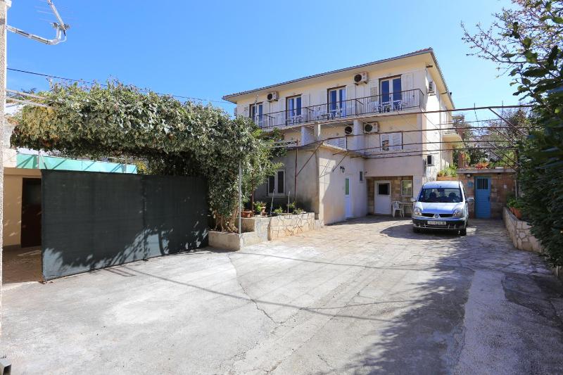 Apartment Supetar 16656b - image 27