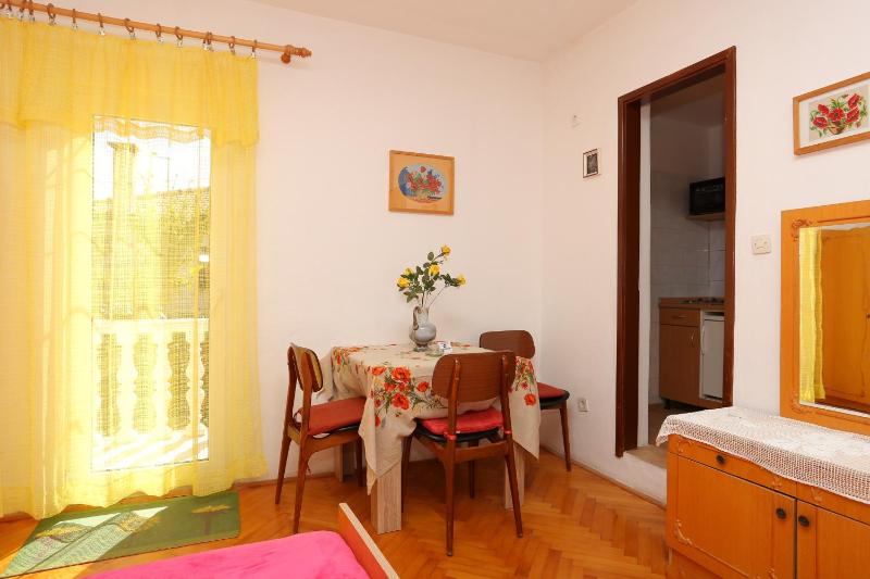 Apartments with parking space Supetar Brac - 16656 - image 22