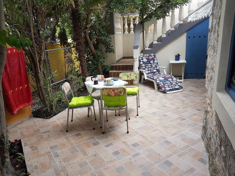 One-Bedroom Apartment with Terrace image 2