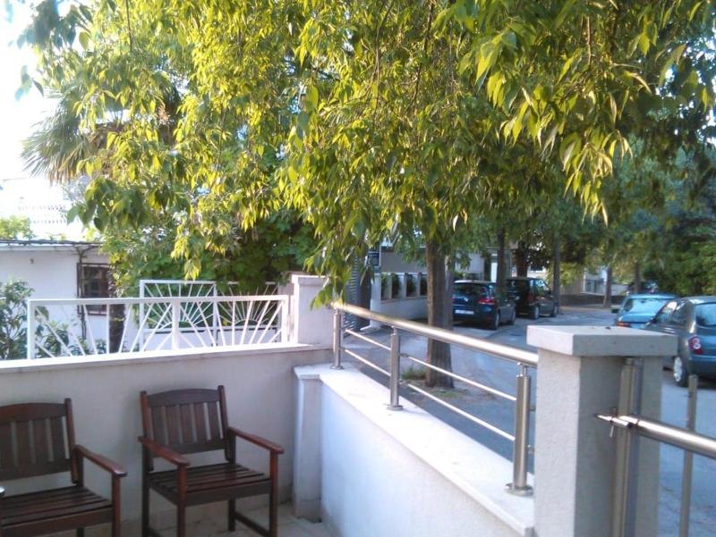 Studio with Terrace image 2