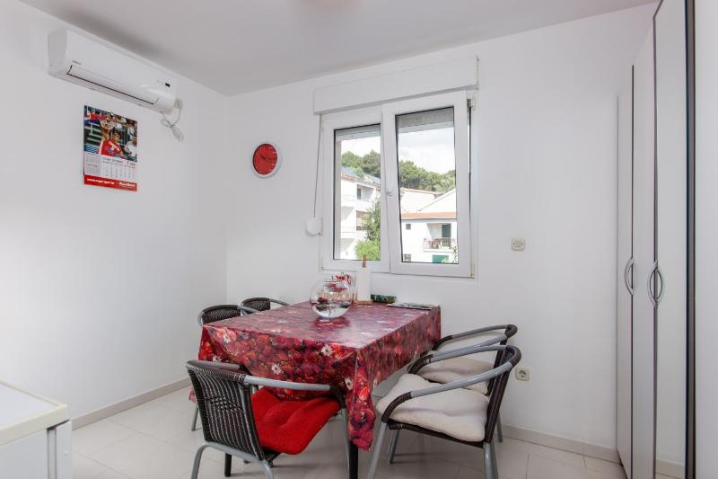 Apartments by the sea Duce Omis - 16877 - image 5