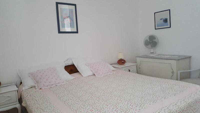 Two-Bedroom Apartment with Terrace and Sea View image 1