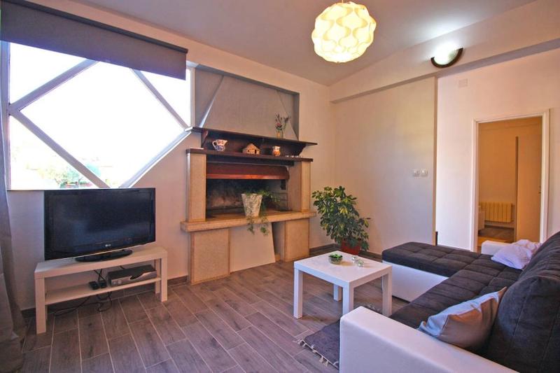 Two-Bedroom Apartment with Terrace image 1