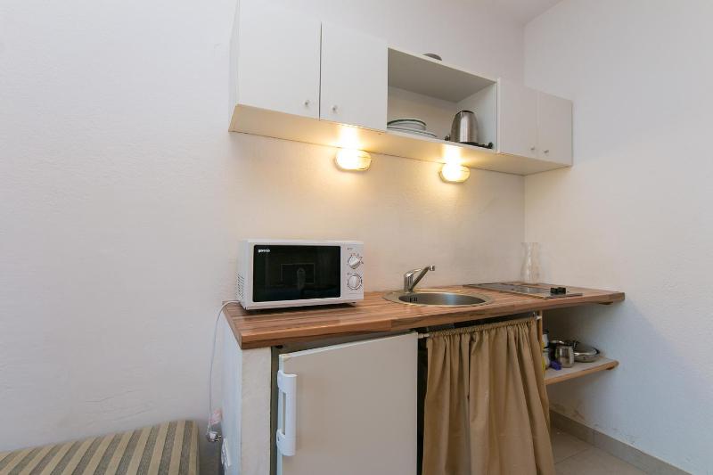 Apartments by the sea Brela Makarska - 16950 - image 9