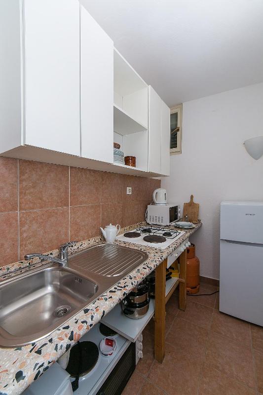 Apartments by the sea Brela Makarska - 16950 - image 8