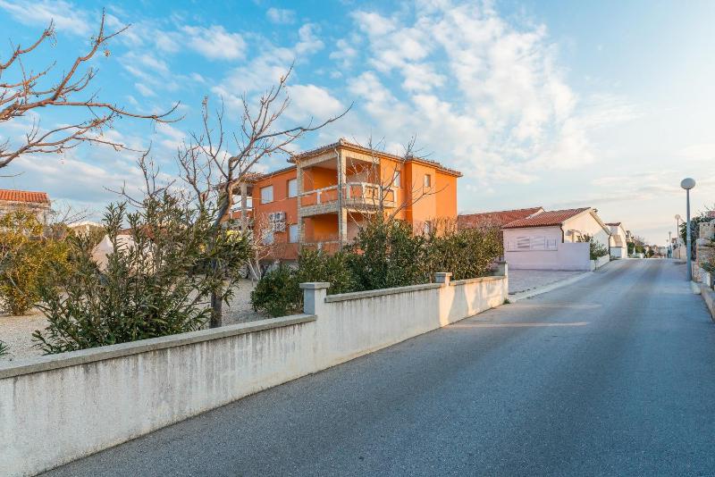 Apartments by the sea Vir - 18546 - image 7