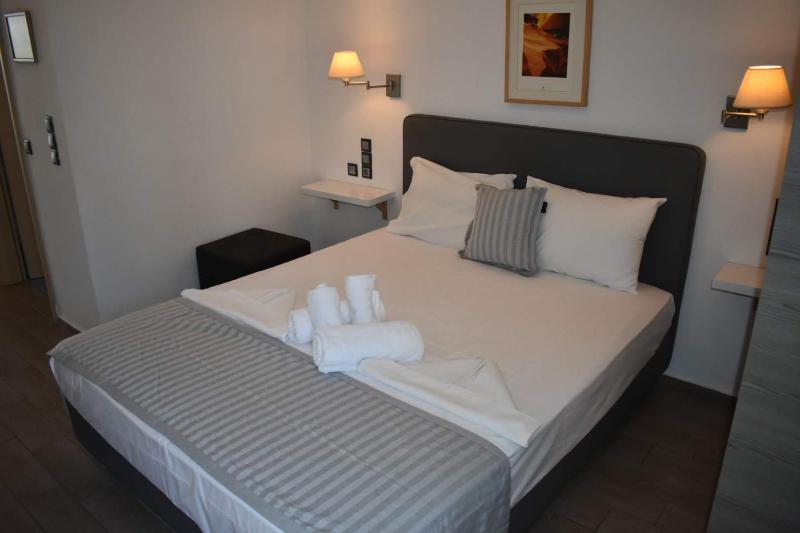 Christina Studios & Apartments - image 7