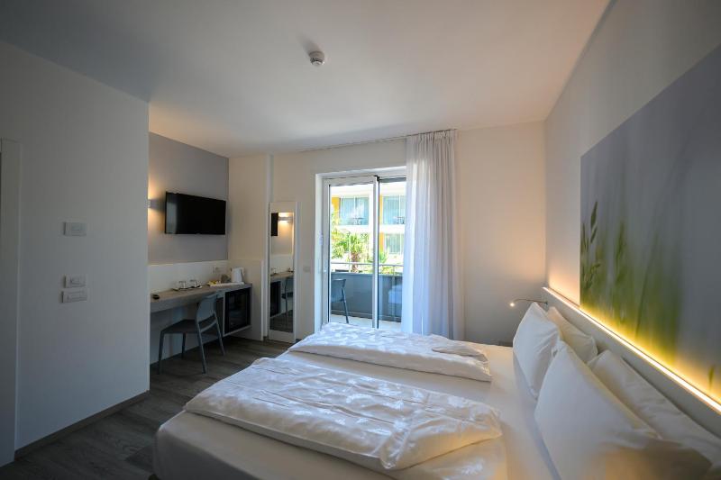 Superior Double or Twin Room image 2