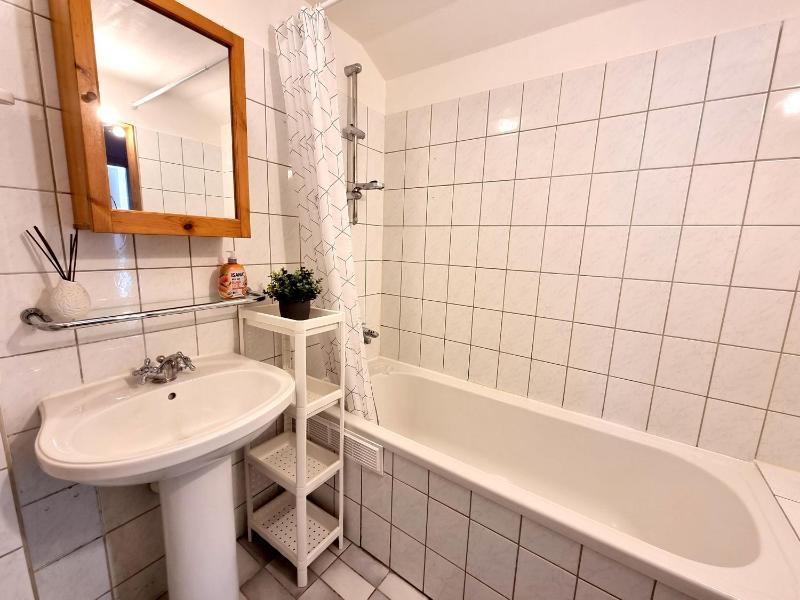 Vagnera Old Town Two Bedroom Apartment - image 13