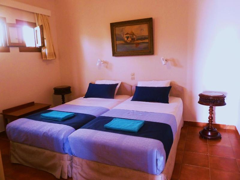 One-Bedroom Apartment Sea View image 2