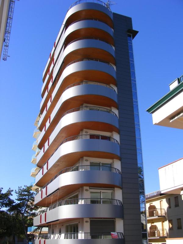 Torre Argonavis - image 1