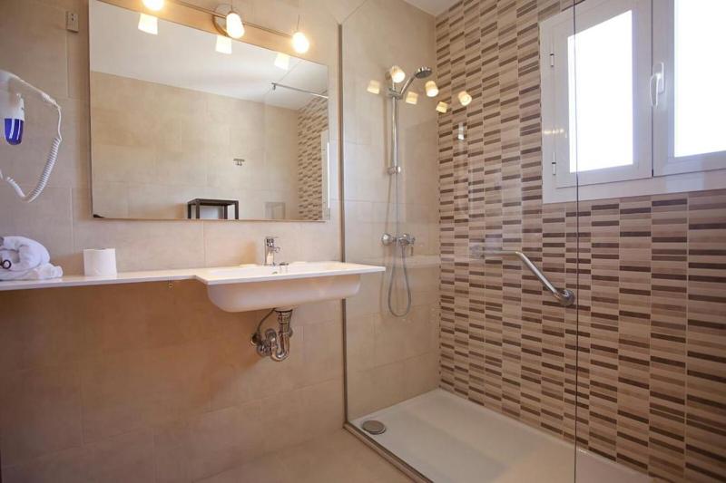 Two-Bedroom Apartment with Balcony image 4