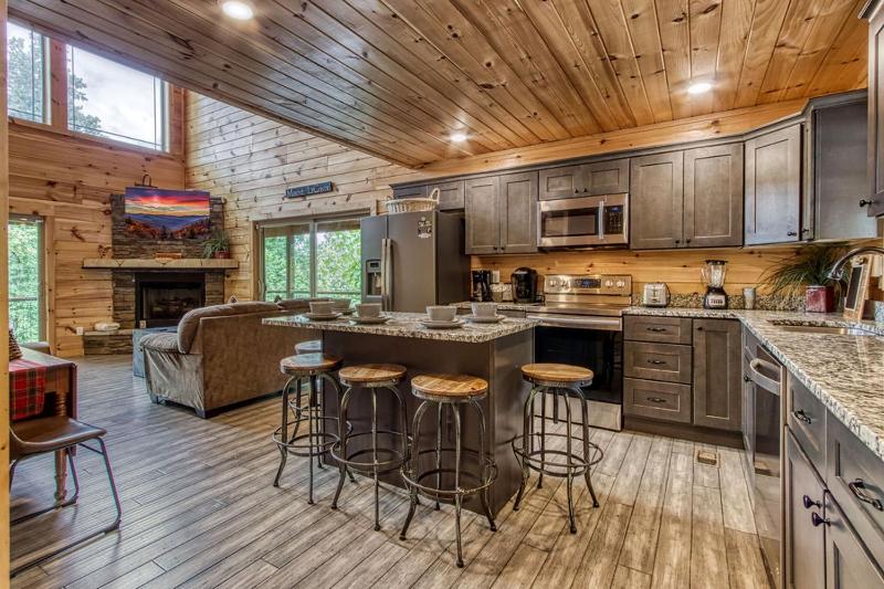 Appalachian Lookout-Hot Tub Cozy Cabin Retreat in the Smokies Comfort for All! - image 32