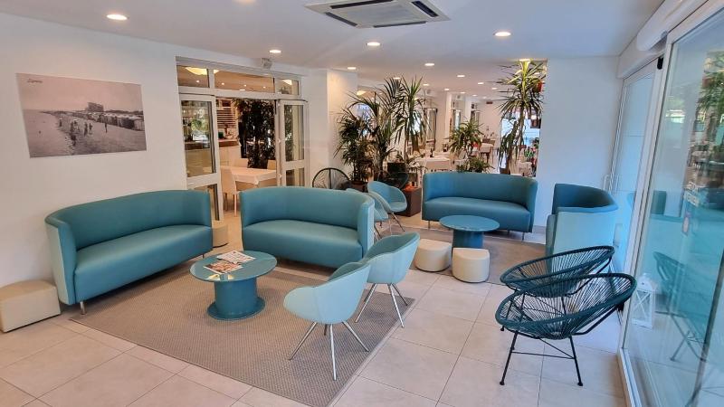 Hotel Helvetia - image 2