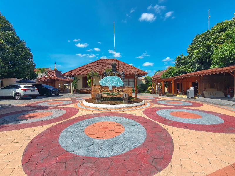 Dem Ayem Malioboro Heritage Guest House - image 1