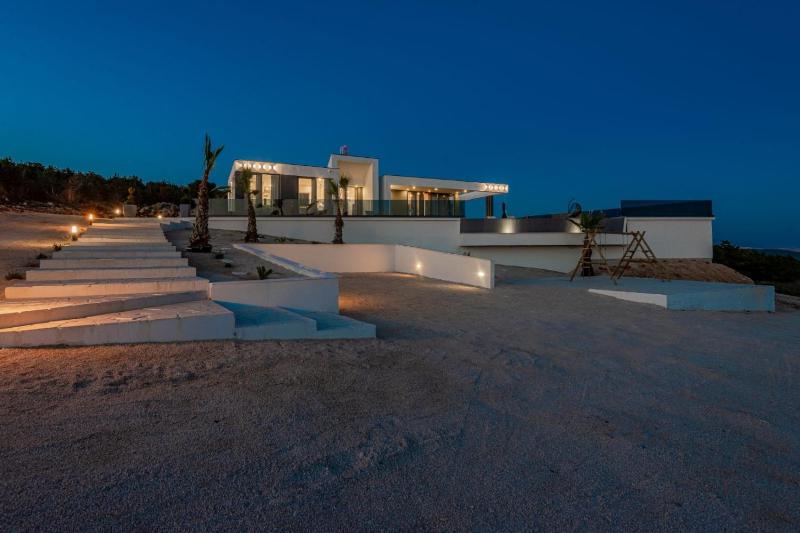 Villa Porta Novalja - image 12