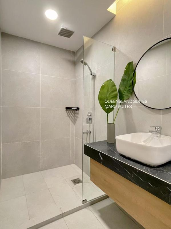 QUEENSLAND SUITES at Aru Suites Kota Kinabalu - image 13