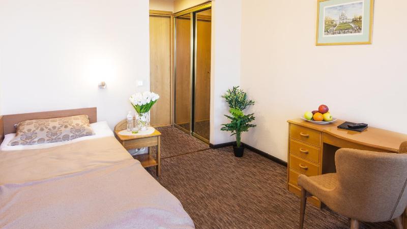 Single Room image 1