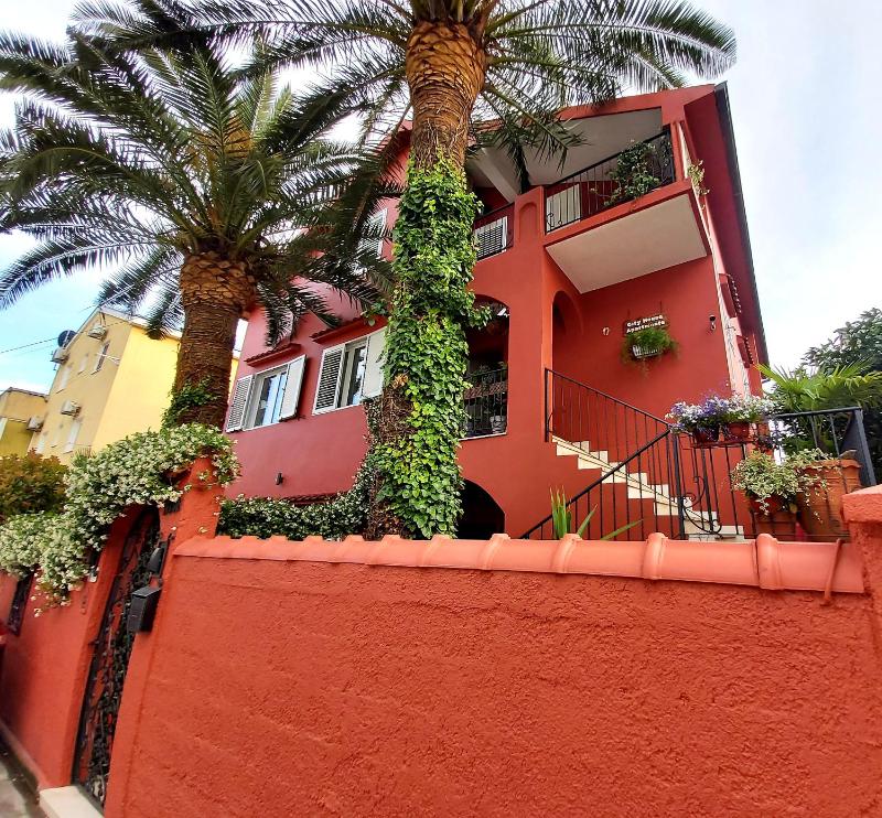 One-Bedroom Apartment with Terrace image 4