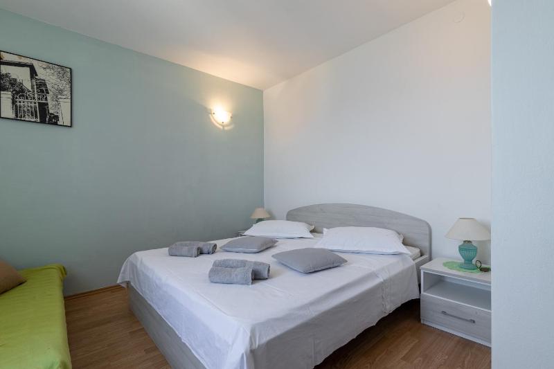Two-Bedroom Apartment with Terrace and Sea View image 1