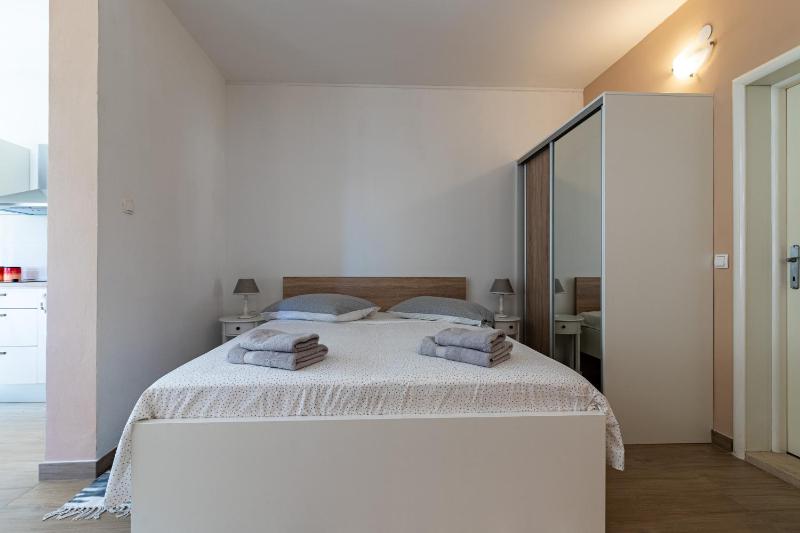 Studio with Terrace and Sea View image 4