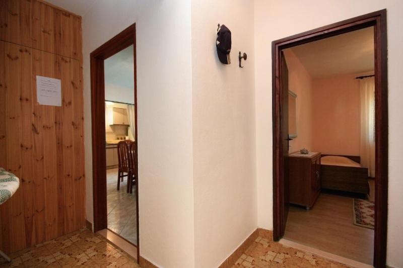 Apartments with a parking space Mirca Brac - 728 - image 11
