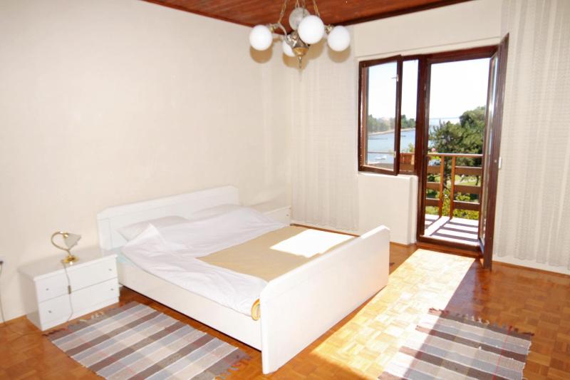 Apartments by the sea Privlaka Zadar - 666 - image 8