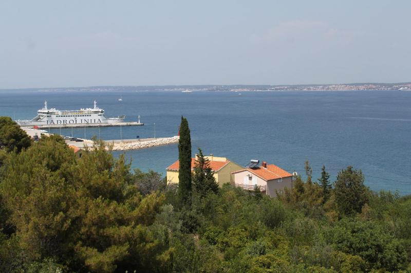 Two-Bedroom Apartment with Terrace and Sea View image 3