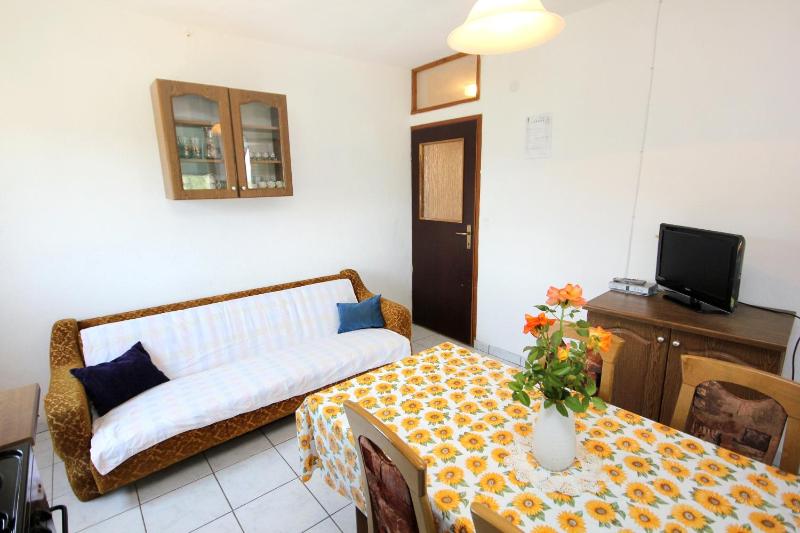 Two-Bedroom Apartment with Terrace and Sea View image 1