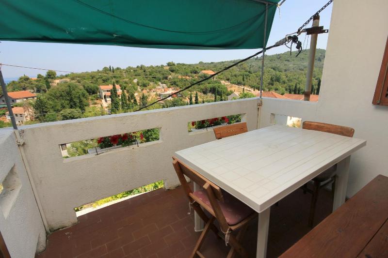 Two-Bedroom Apartment with Terrace and Sea View image 4