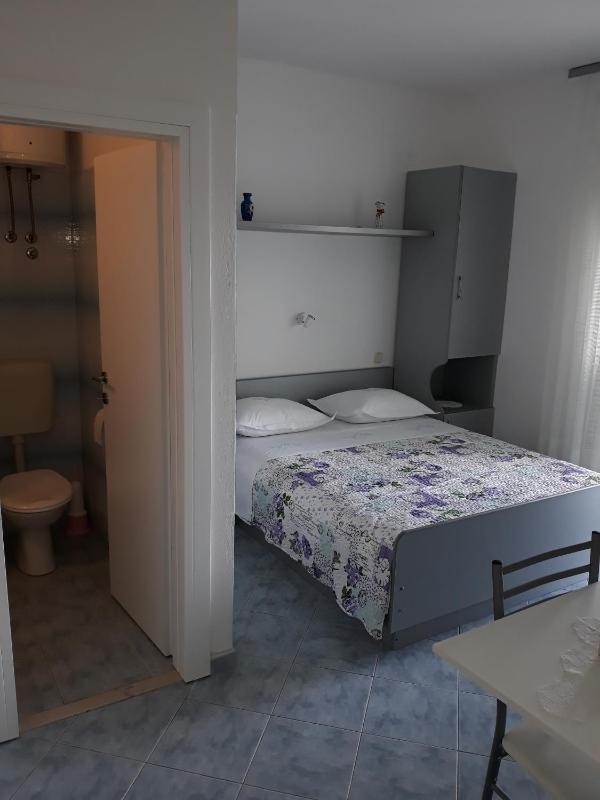 Studio with Terrace and Sea View image 1
