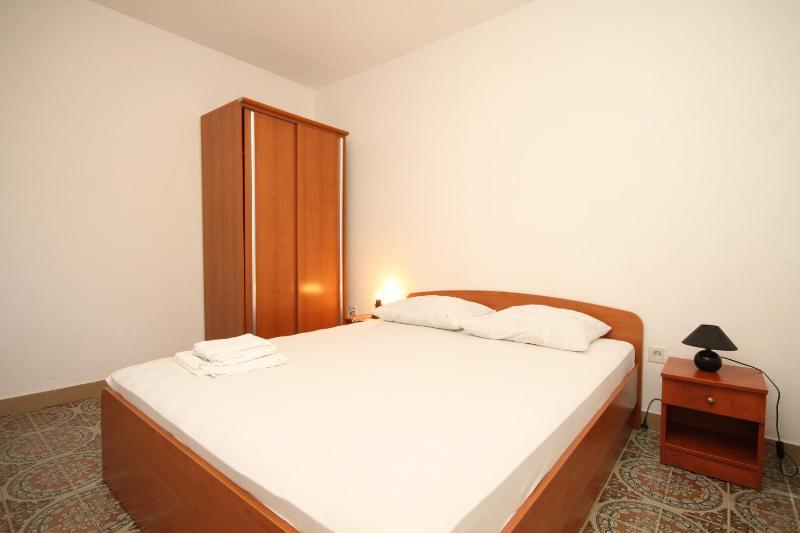 Double Room image 4