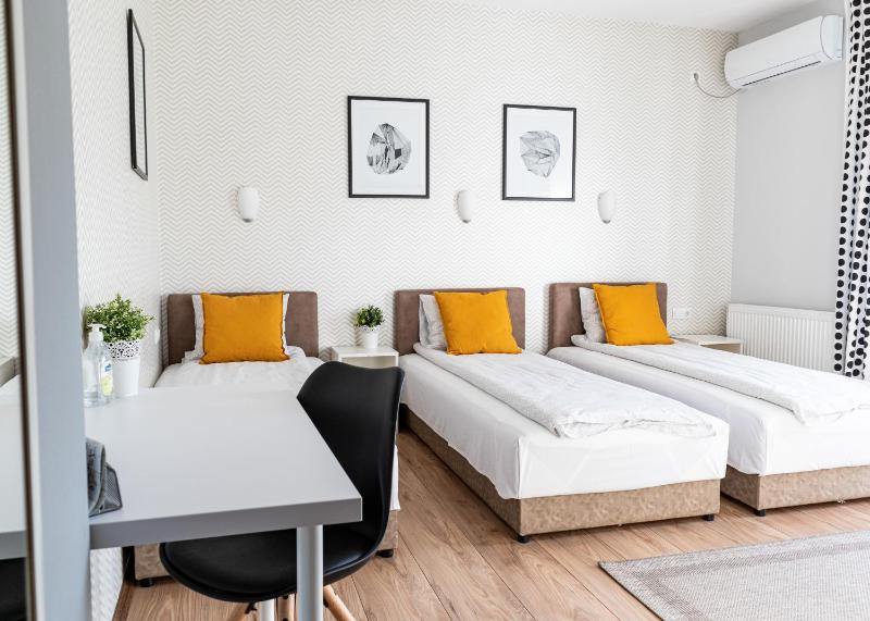 Triple Room image 1