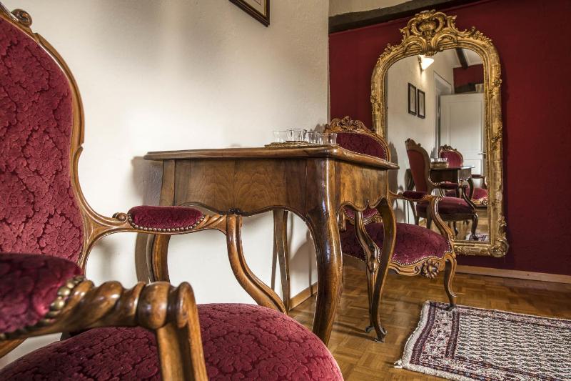 Suite image 3