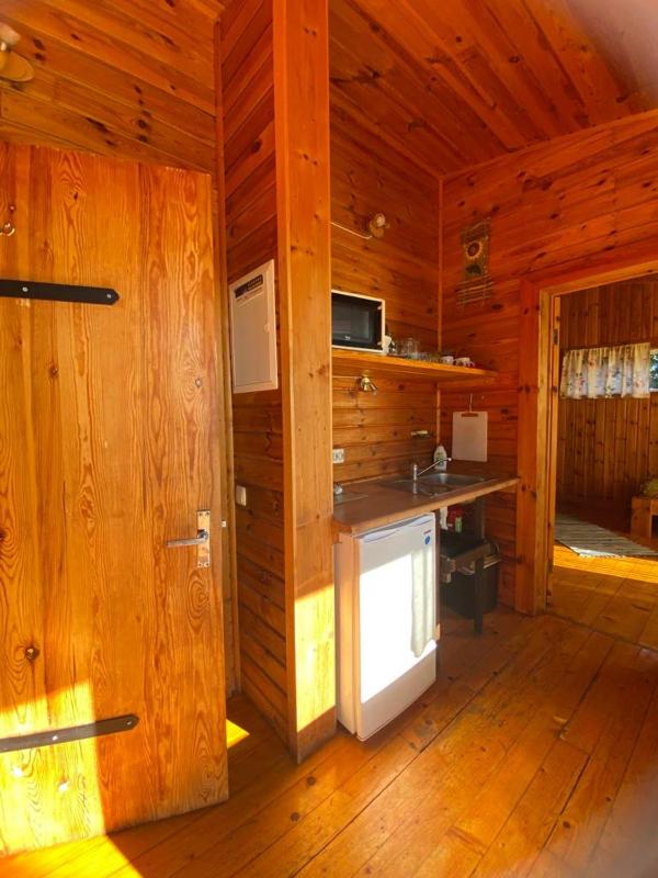 Two-Bedroom House image 4