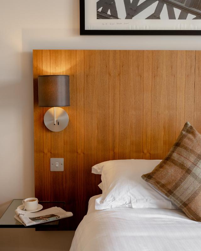 Superior Double Room image 3