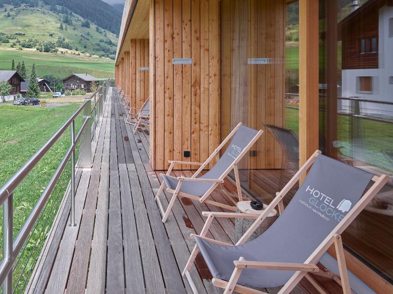 Deluxe Double Room with Balcony image 4