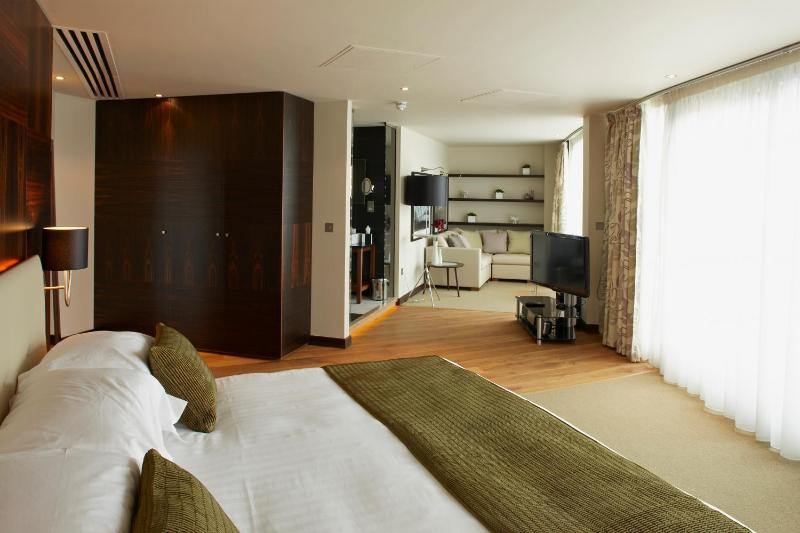 Suite image 4