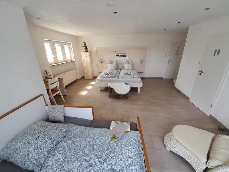 Deluxe Double Room image 4
